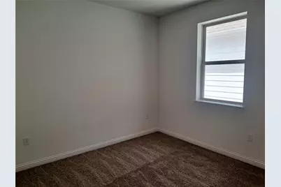 7903 Sutcliffe Drive, Austin, TX 78744 - Photo 15