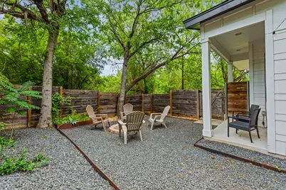 2004 E 10th Street #2, Austin, TX 78702 - Photo 39