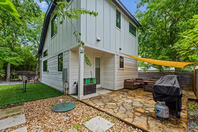 2004 E 10th Street #2, Austin, TX 78702 - Photo 37