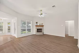 1604 Prickly Pear St, Lockhart, TX 78644 - Photo 7