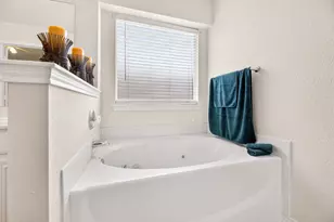 1604 Prickly Pear St, Lockhart, TX 78644 - Photo 15