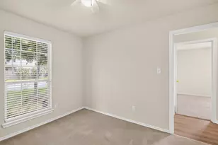 1604 Prickly Pear St, Lockhart, TX 78644 - Photo 27