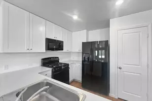1563 Soapstone Pass, San Marcos, TX 78656 - Photo 7