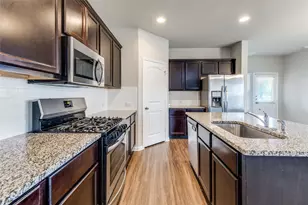 348 Shiner Ln, Georgetown, TX 78626 - Photo 11