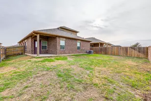 348 Shiner Ln, Georgetown, TX 78626 - Photo 33