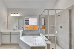 623 Breeze Hollow Ln, Georgetown, TX 78628 - Photo 11