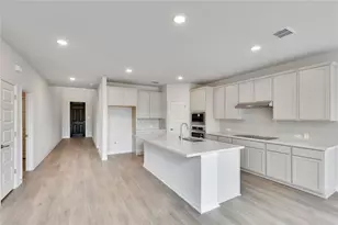 623 Breeze Hollow Ln, Georgetown, TX 78628 - Photo 3