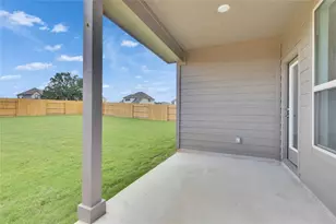 623 Breeze Hollow Ln, Georgetown, TX 78628 - Photo 19