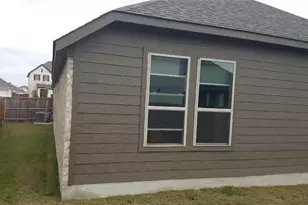 212 Freeman Loop, Liberty Hill, TX 78642 - Photo 19