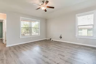154 Flagstone Trail, Buda, TX 78610 - Photo 11