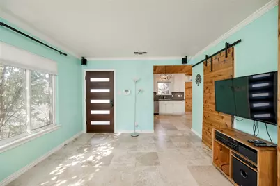 2404 Barton Skyway, Austin, TX 78704 - Photo 3