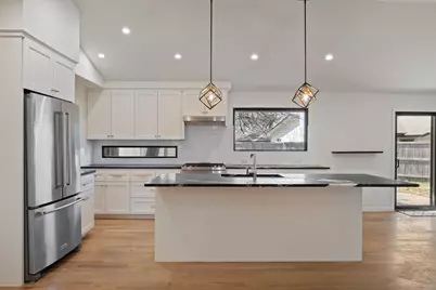 2111 Teakwood Drive, Austin, TX 78757 - Photo 5