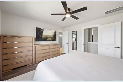 400 Sleep Hollow, Jarrell, TX 76537 - Photo 19