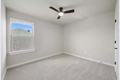 400 Sleep Hollow, Jarrell, TX 76537 - Photo 23