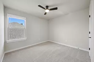 400 Sleep Holw, Jarrell, TX 76537 - Photo 23