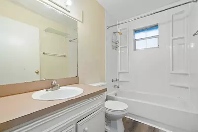 1304 Delano #A, Austin, TX 78721 - Photo 11