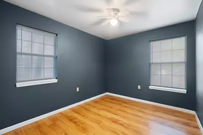 1304 Delano #A, Austin, TX 78721 - Photo 9