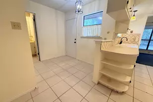 109 Pine Cone Ln, Elgin, TX 78621 - Photo 11