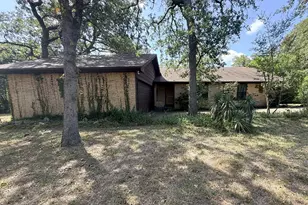 109 Pine Cone Ln, Elgin, TX 78621 - Photo 1