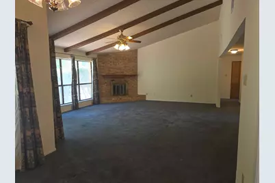 109 Pine Cone Lane, Elgin, TX 78621 - Photo 5
