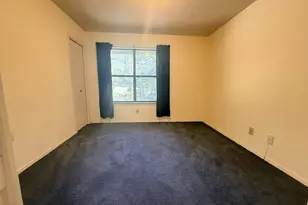 109 Pine Cone Ln, Elgin, TX 78621 - Photo 13