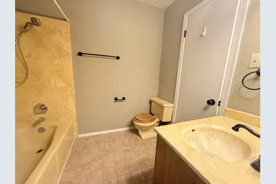 109 Pine Cone Lane, Elgin, TX 78621 - Photo 11