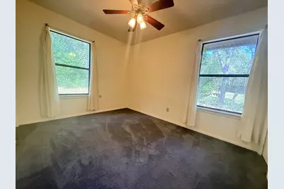 109 Pine Cone Lane, Elgin, TX 78621 - Photo 15