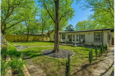 7002 Whispering Oaks Drive, Austin, TX 78745 - Photo 29