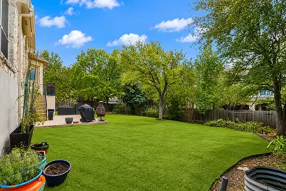 7124 Via Dono Drive, Austin, TX 78749 - Photo 37