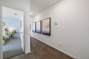 827 Arnold Loop, Uhland, TX 78640 - Photo 23