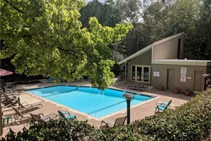 1135 Barton Hills Dr, Austin, TX 78704 - Photo 17