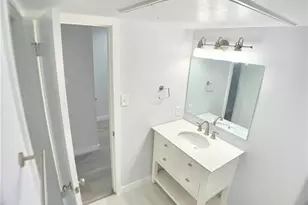 1135 Barton Hills Dr, Austin, TX 78704 - Photo 13