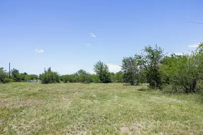 3710 Dry Creek Road, Lockhart, TX 78644 - Photo 9