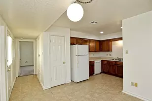 803 Valley View Dr, Pflugerville, TX 78660 - Photo 9