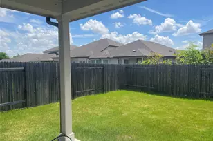 104 Greenspire Downs Dr, Hutto, TX 78634 - Photo 5