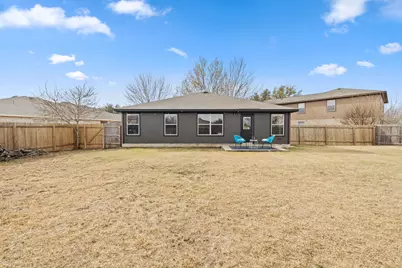 212 Meadow Park Drive, Georgetown, TX 78626 - Photo 31