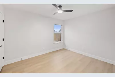 212 Meadow Park Drive, Georgetown, TX 78626 - Photo 21