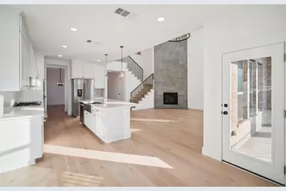 7409 Turnback Ledge Trail, Lago Vista, TX 78645 - Photo 19