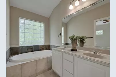 1821 W 37th Street #A, Austin, TX 78731 - Photo 17