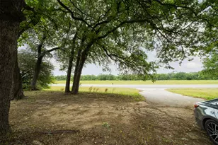 660 E Hwy 290 Hwy E, Elgin, TX 78621 - Photo 3