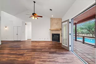 2471 Oak Run Dr, Wimberley, TX 78676 - Photo 15
