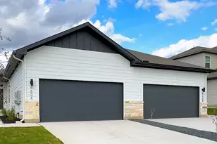 1020 Staglin St, Buda, TX 78610 - Photo 3