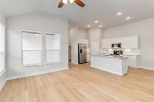 1020 Staglin St, Buda, TX 78610 - Photo 31