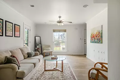 900 S Lamar Boulevard #201, Austin, TX 78704 - Photo 3