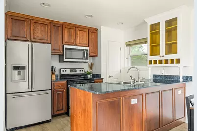 900 S Lamar Boulevard #201, Austin, TX 78704 - Photo 7