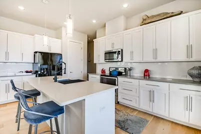 1005 Larkhall Drive, Briarcliff, TX 78669 - Photo 9