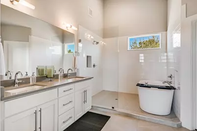 1005 Larkhall Drive, Spicewood, TX 78669 - Photo 17