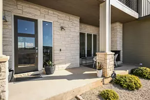 1005 Larkhall Dr, Spicewood, TX 78669 - Photo 3