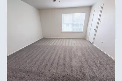 230 Phillips Street, Hutto, TX 78634 - Photo 19