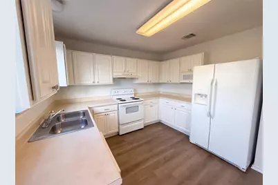 230 Phillips Street, Hutto, TX 78634 - Photo 9